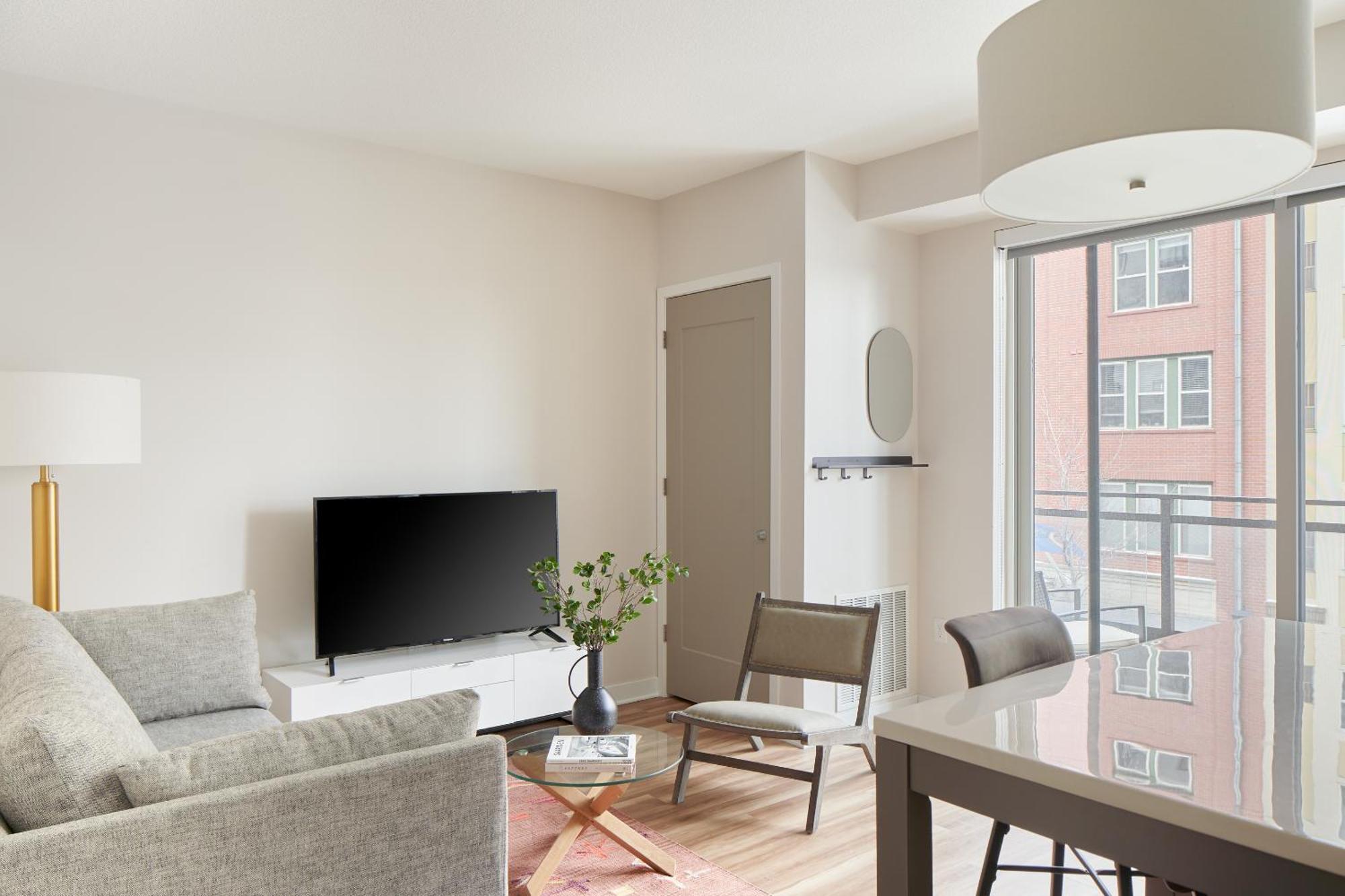 Sonder at REVEL Lejlighedshotel Minneapolis Eksteriør billede