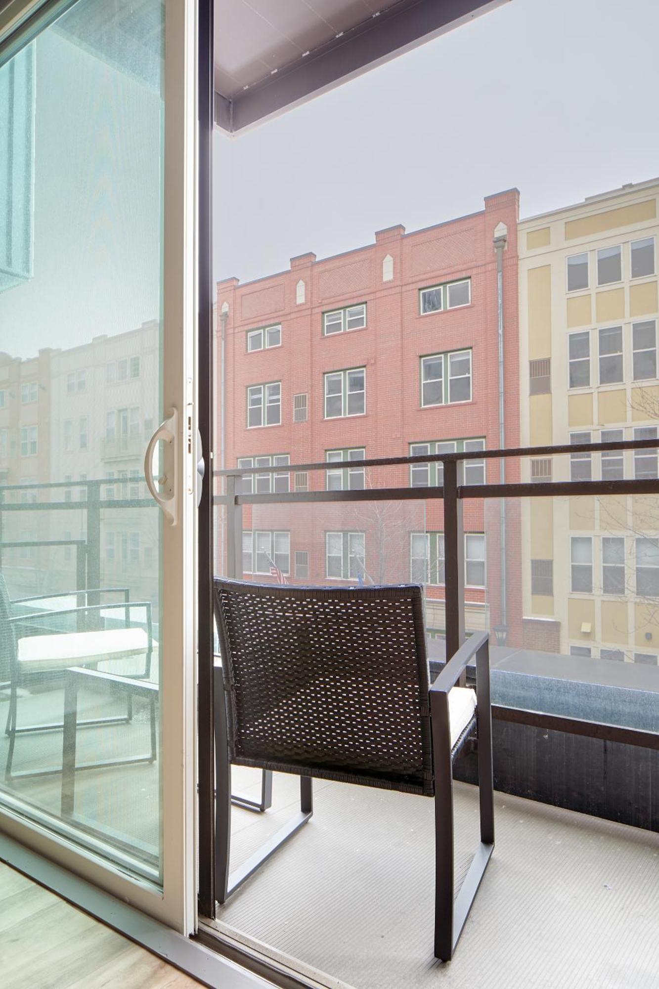Sonder at REVEL Lejlighedshotel Minneapolis Eksteriør billede